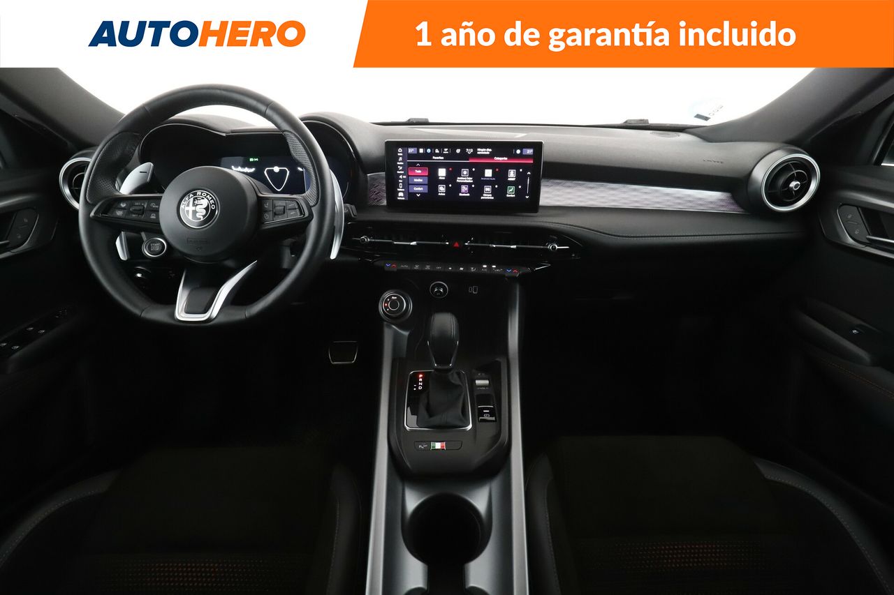 Foto Alfa Romeo Tonale 12