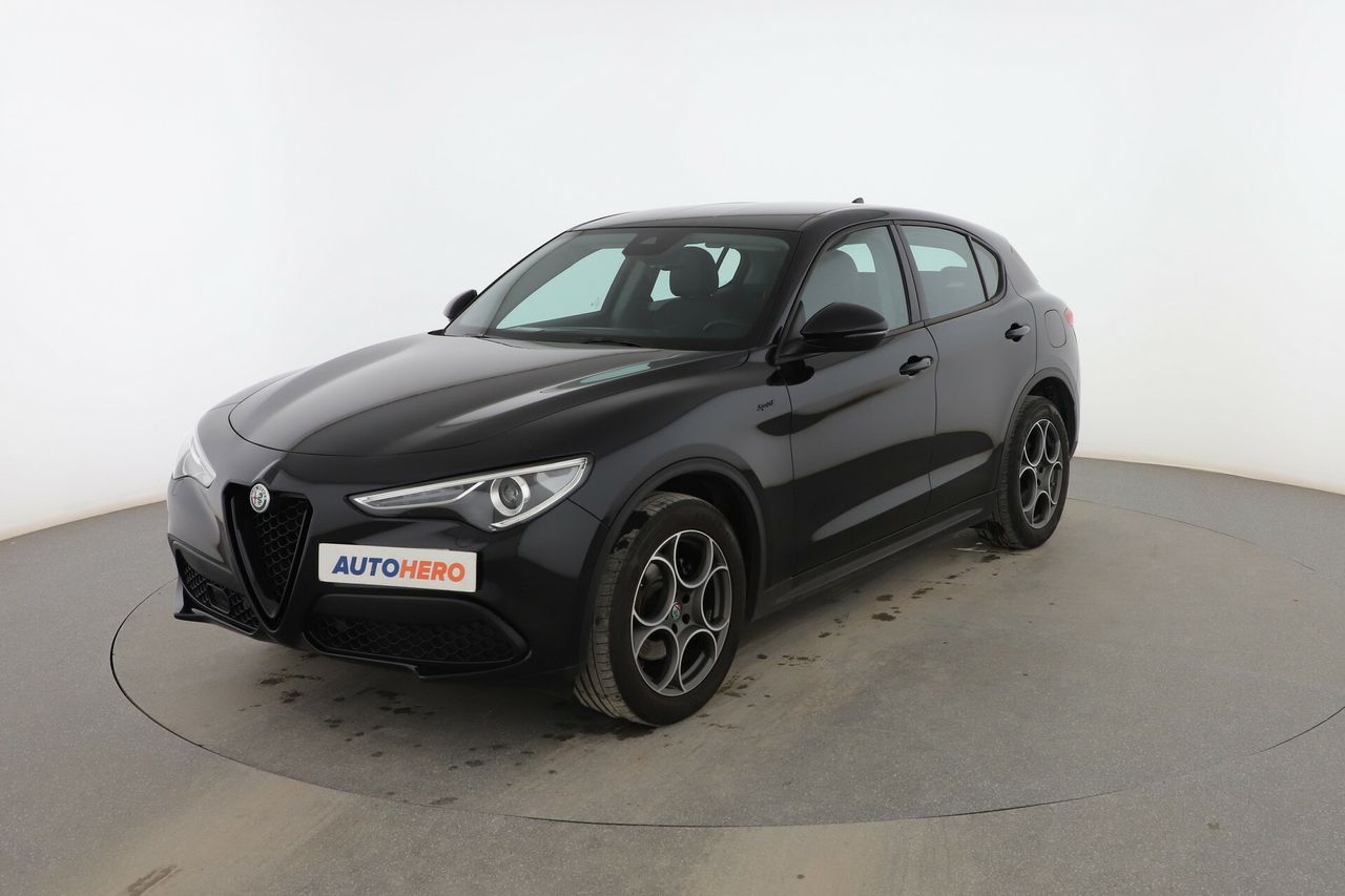 Foto Alfa Romeo Stelvio 1