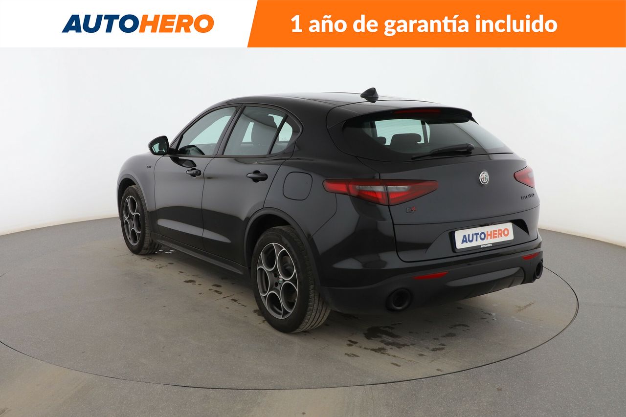 Foto Alfa Romeo Stelvio 3