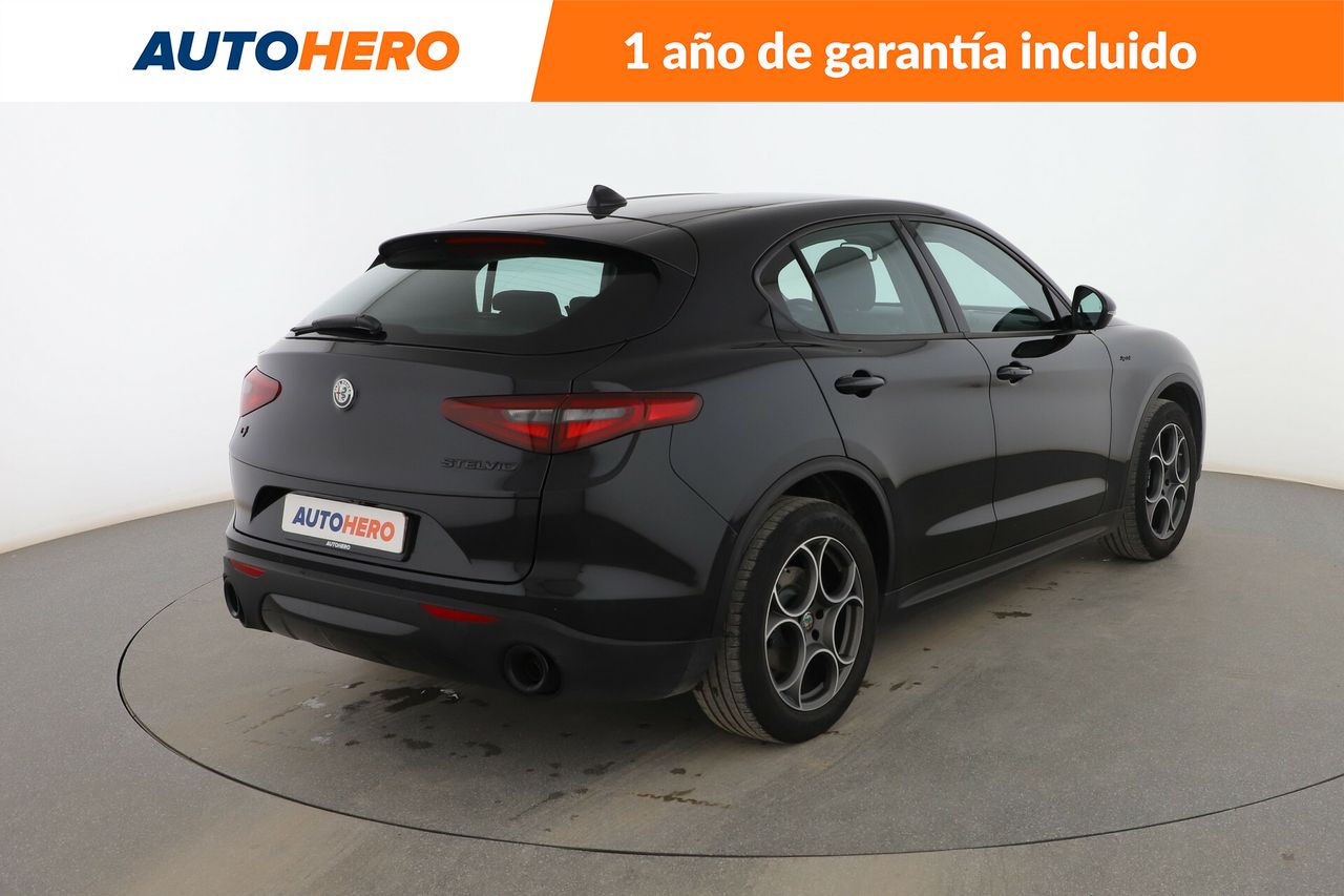 Foto Alfa Romeo Stelvio 5