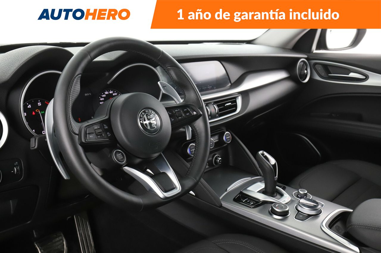 Foto Alfa Romeo Stelvio 11