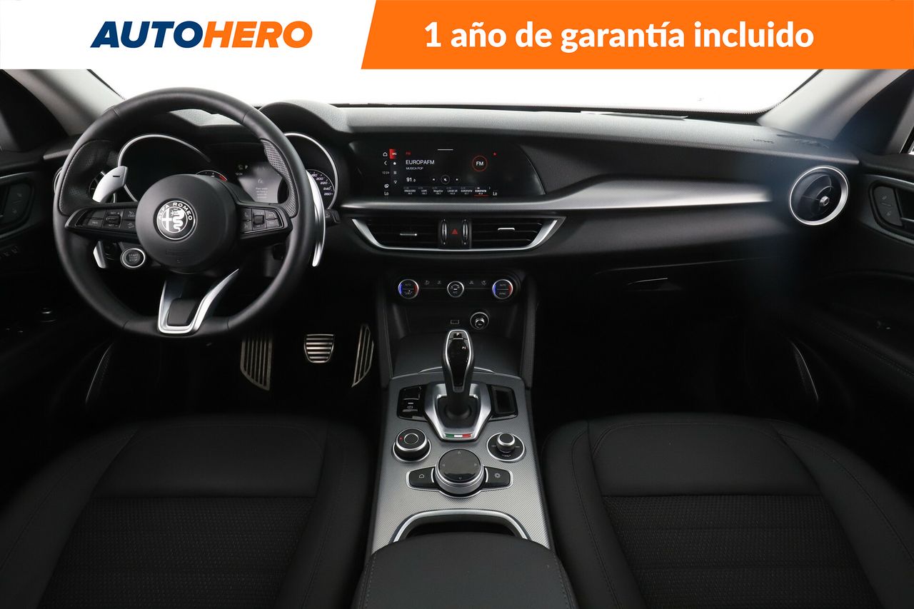 Foto Alfa Romeo Stelvio 12