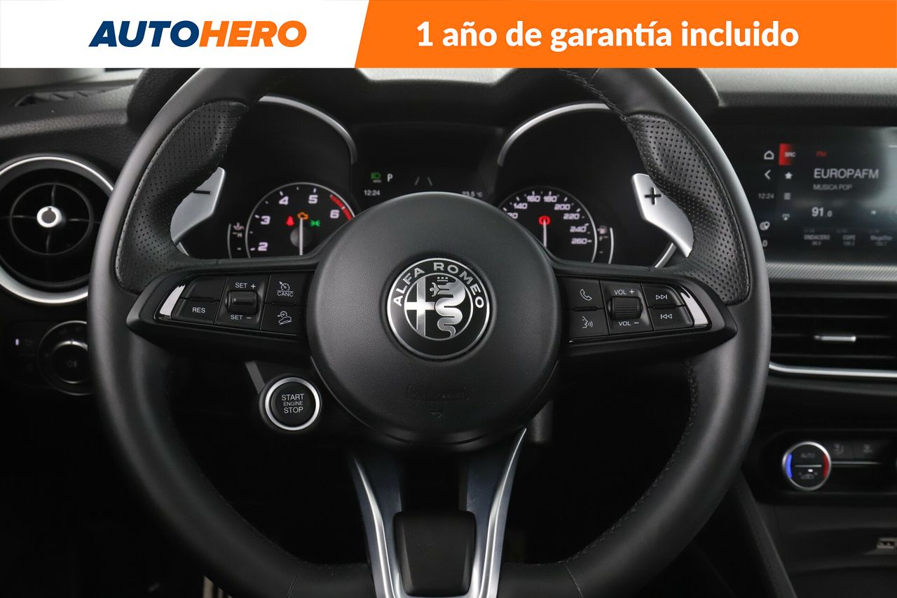 Foto Alfa Romeo Stelvio 19