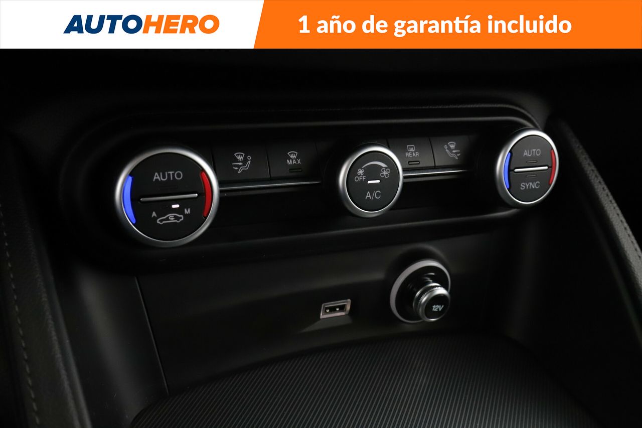 Foto Alfa Romeo Stelvio 30