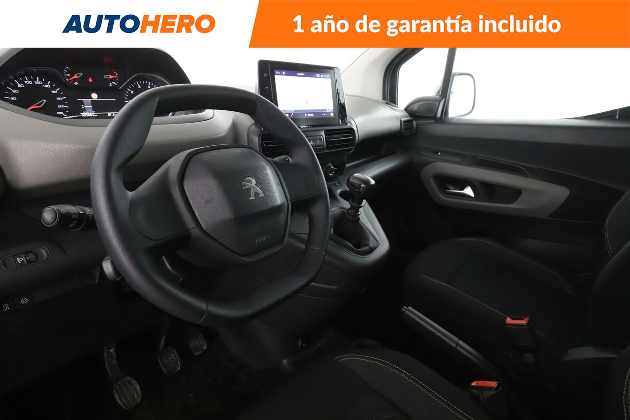 Foto Peugeot Rifter 12