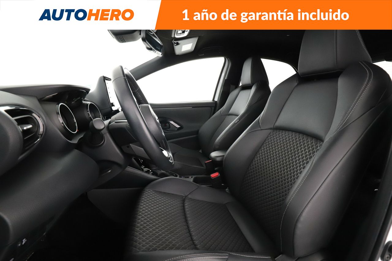 Foto Toyota Yaris 11