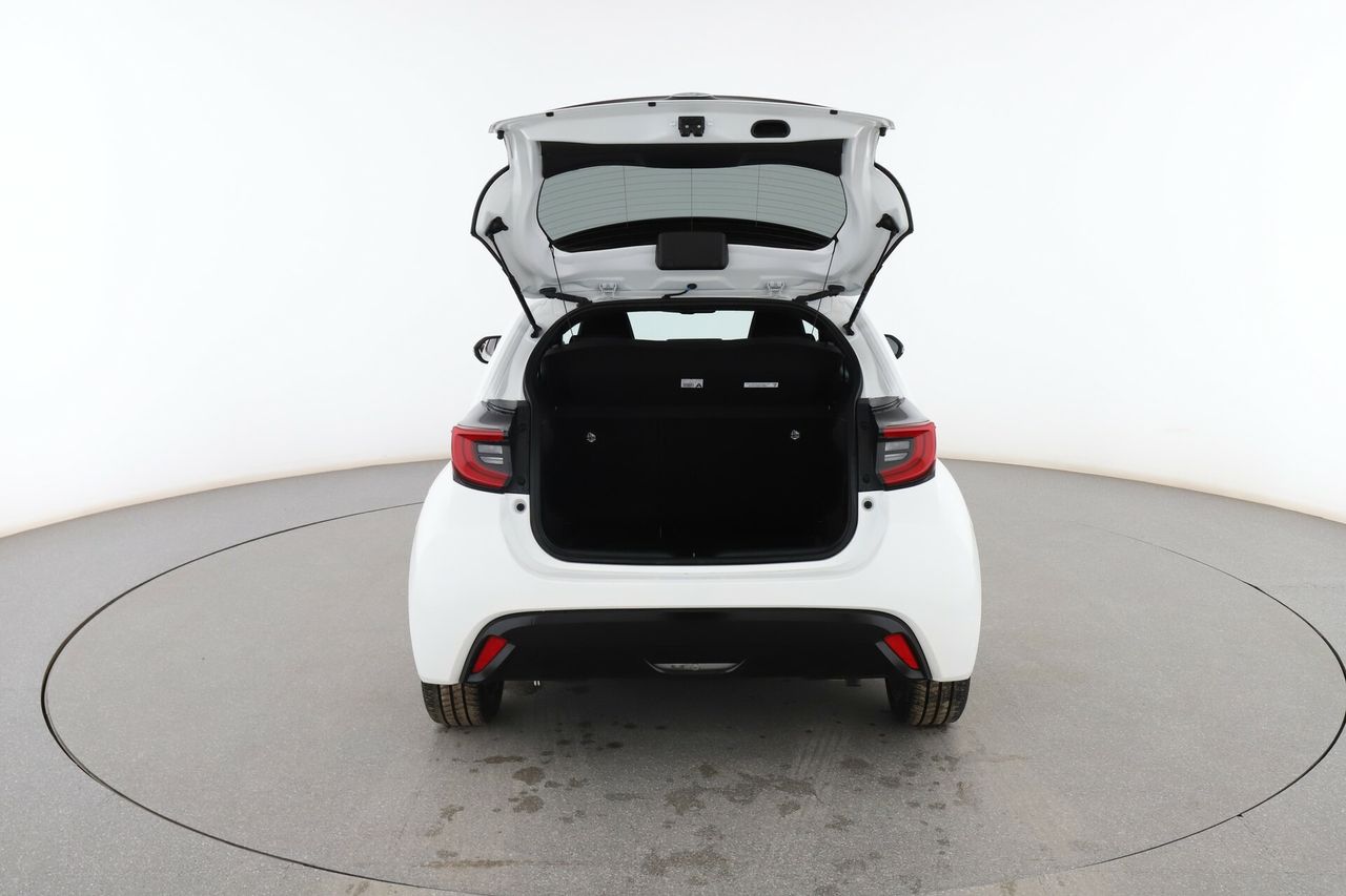 Foto Toyota Yaris 17