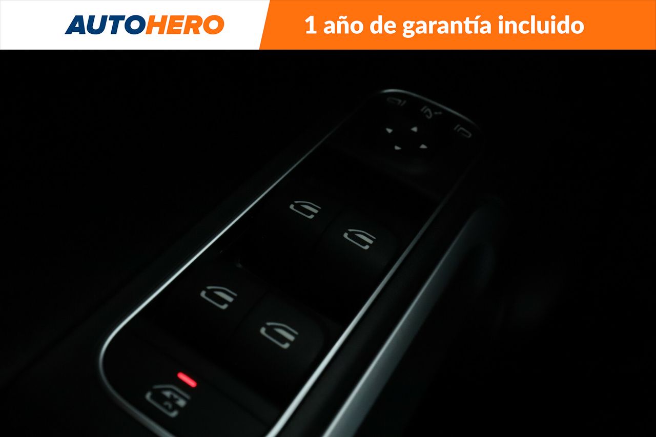 Foto Mercedes-Benz Clase GLB 24