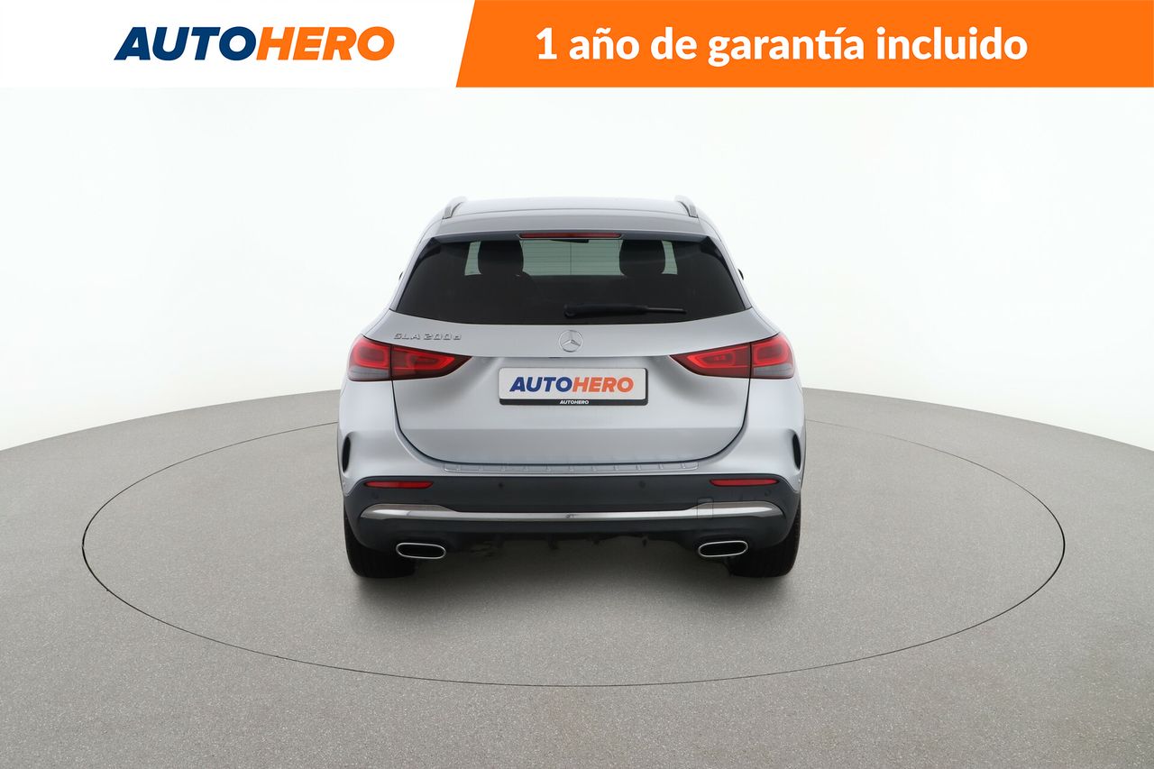 Foto Mercedes-Benz Clase GLA 4