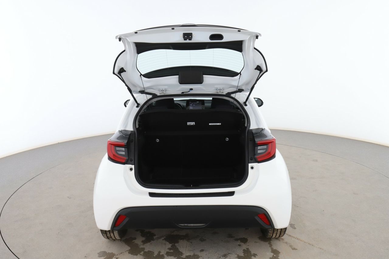 Foto Toyota Yaris 17