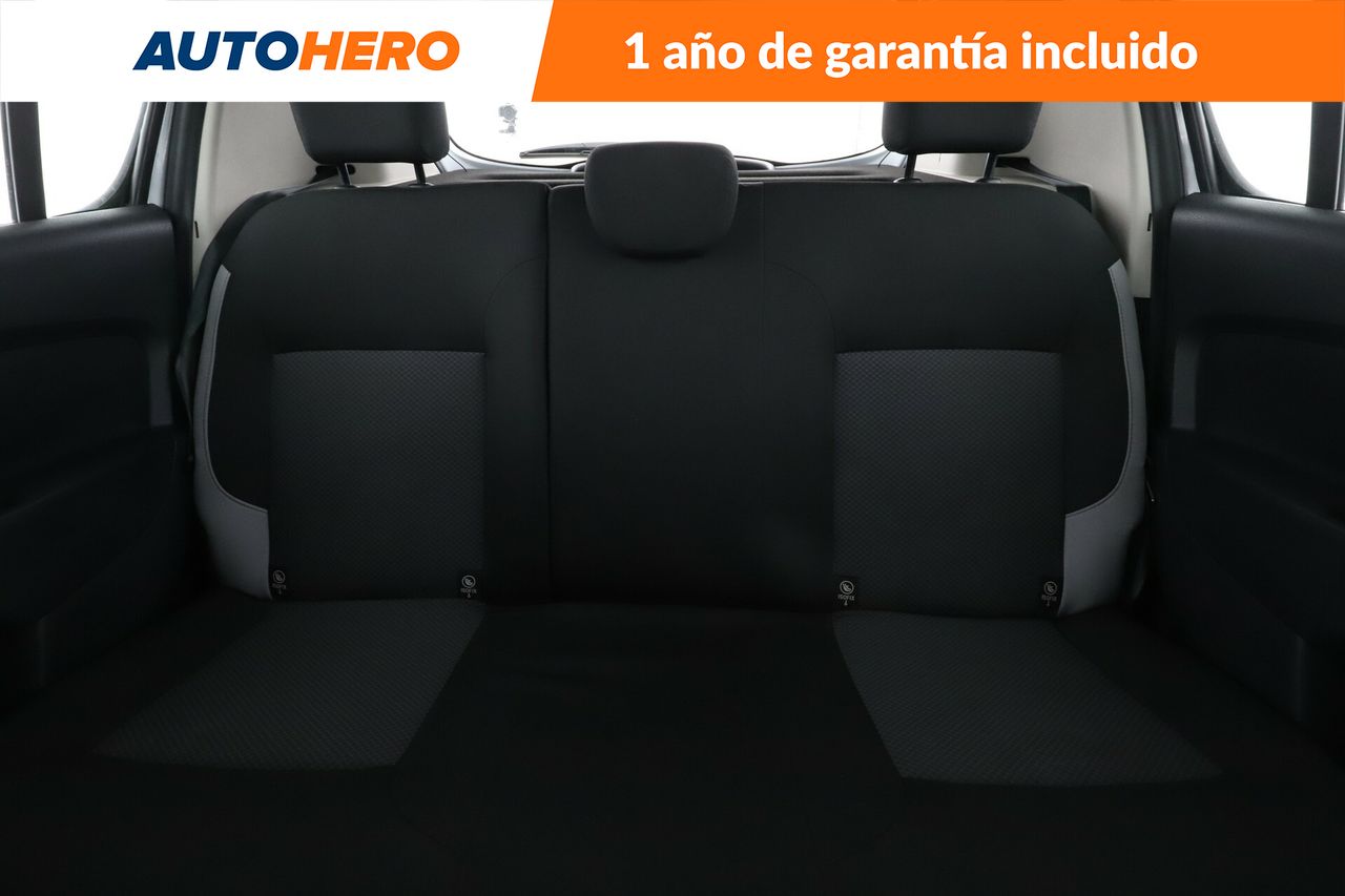Foto Dacia Sandero 16
