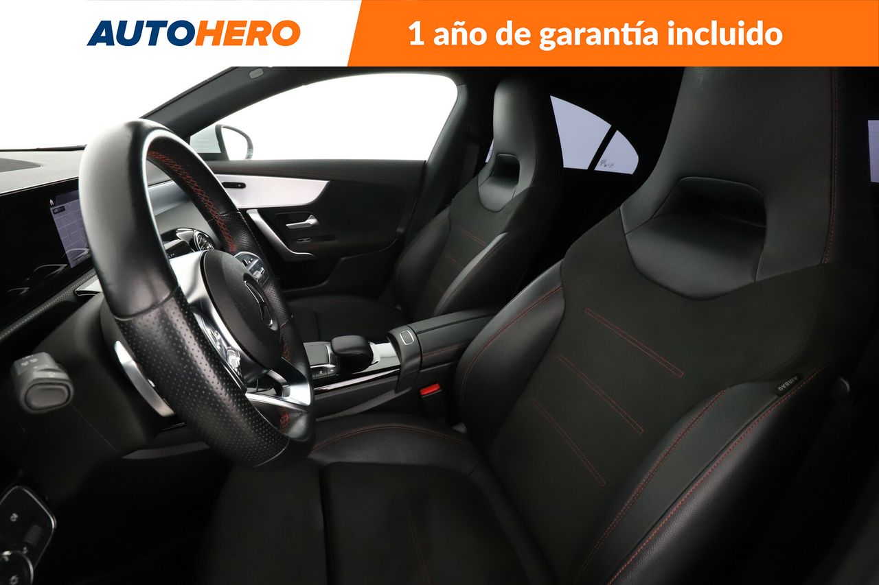 Foto Mercedes-Benz Clase CLA 10
