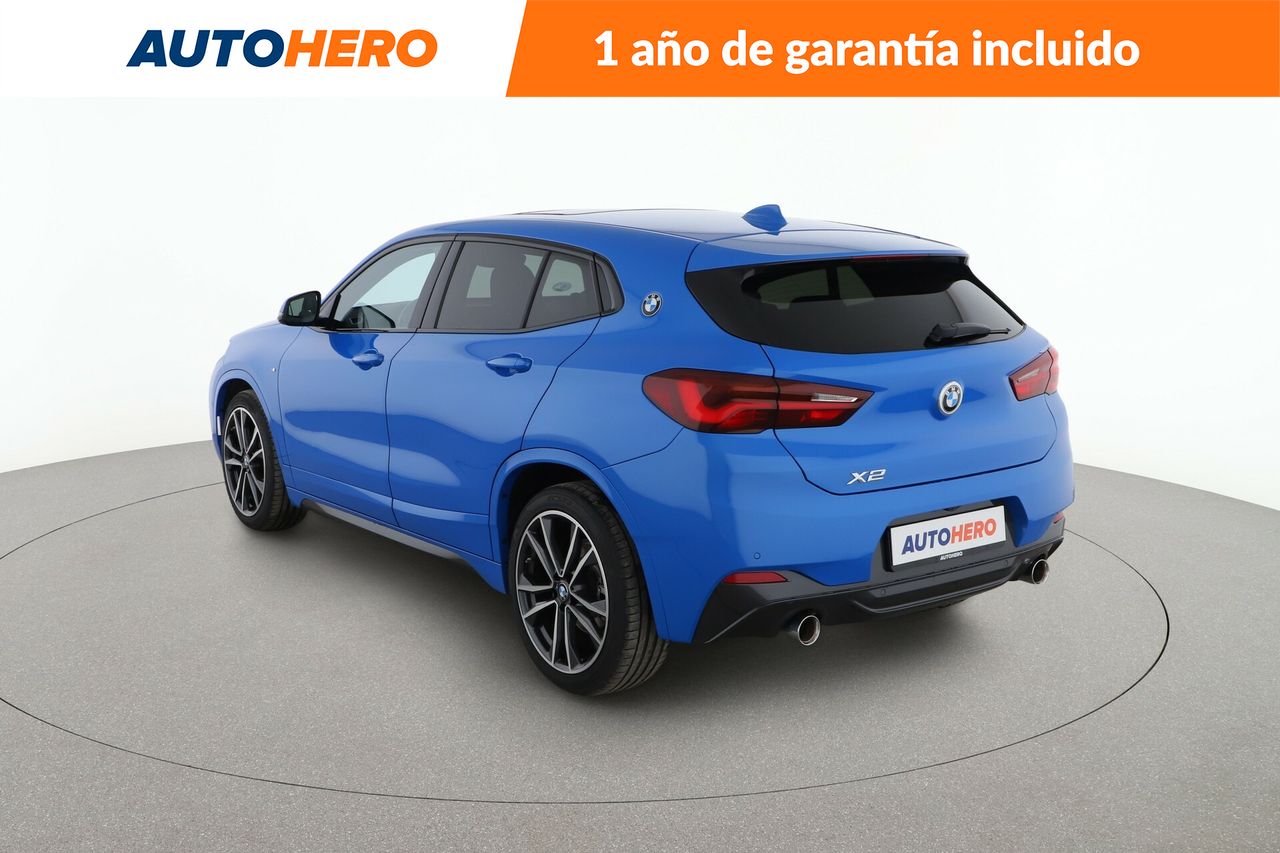 Foto BMW X2 3