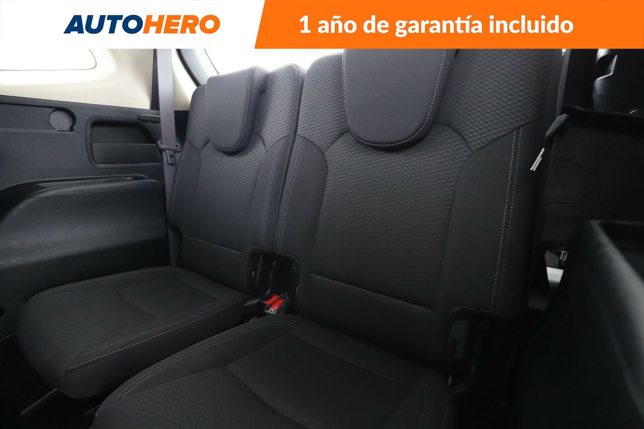 Foto Kia Carens 22