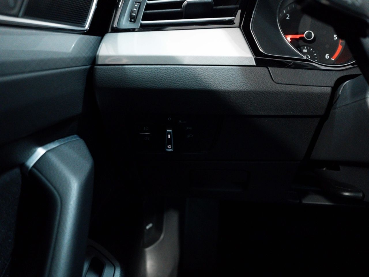 Foto Volkswagen Passat 24