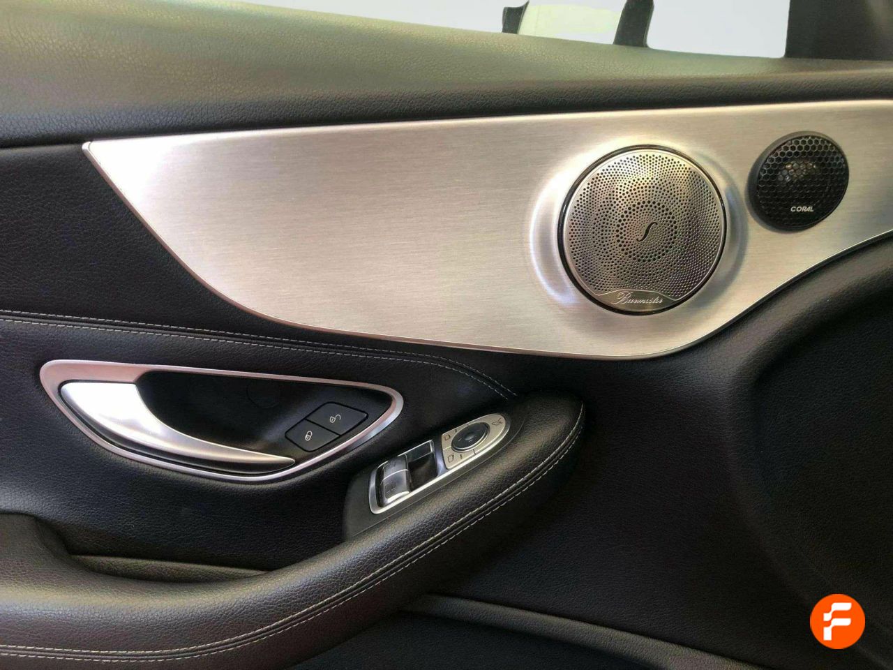 Foto Mercedes-Benz Clase C 8
