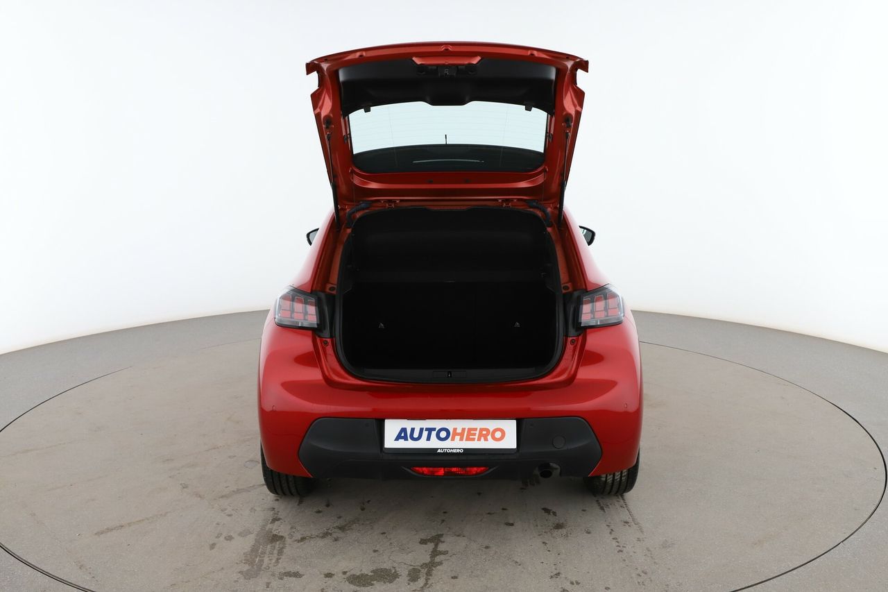 Foto Peugeot 208 16