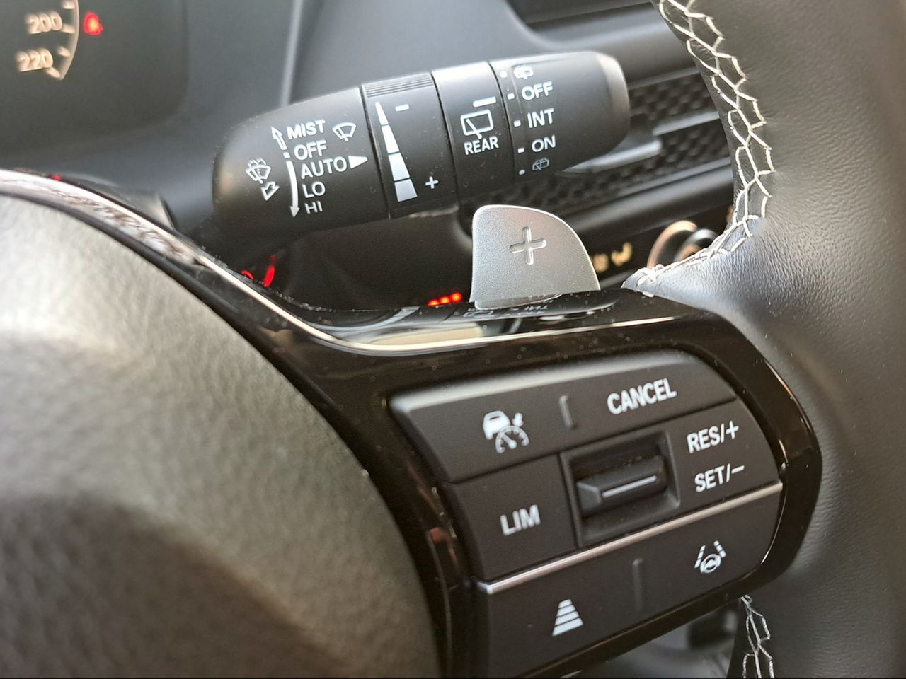 Foto Honda ZR-V 20