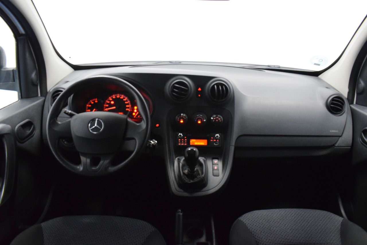 Foto Mercedes-Benz Citan 18