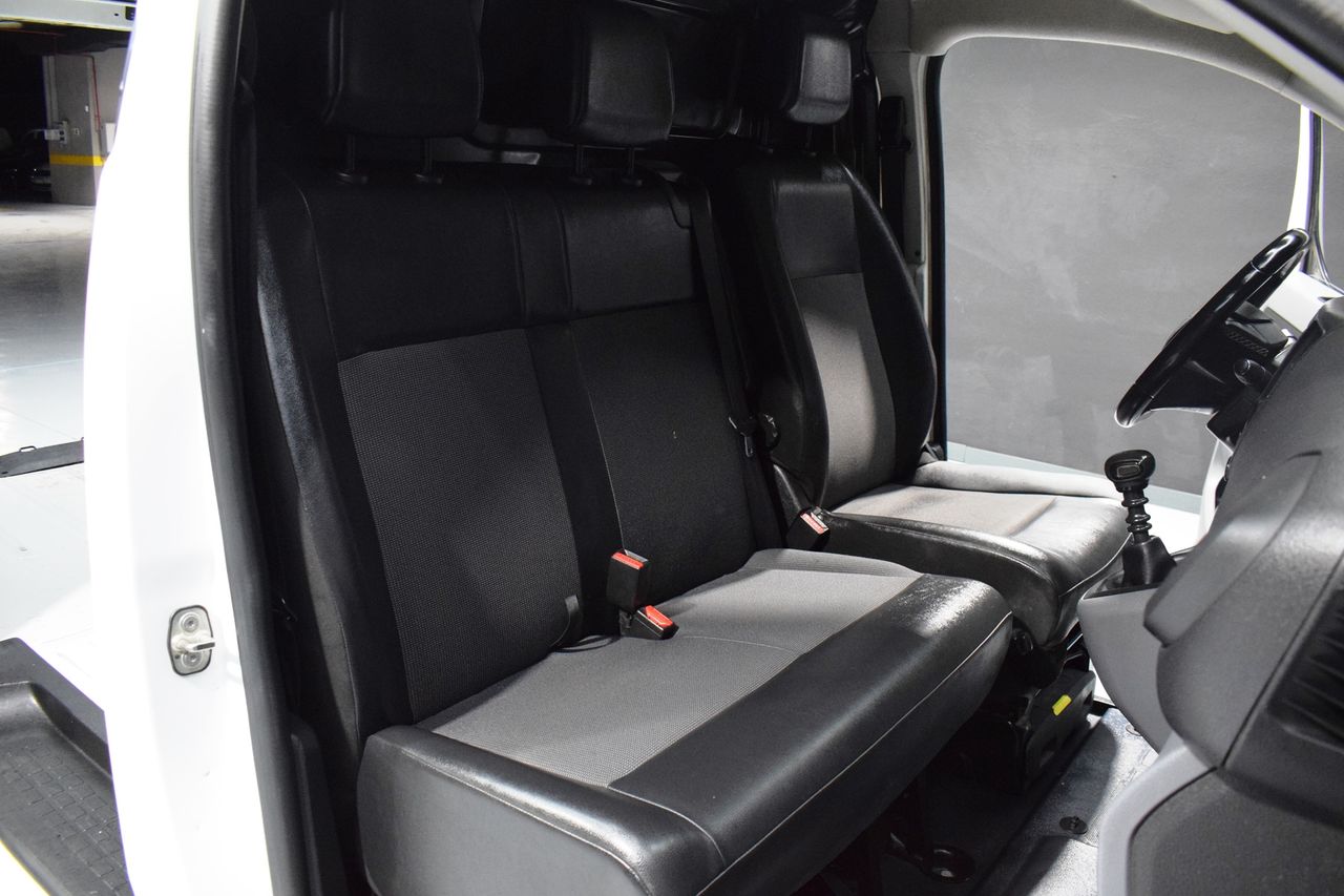 Foto Opel Vivaro 10