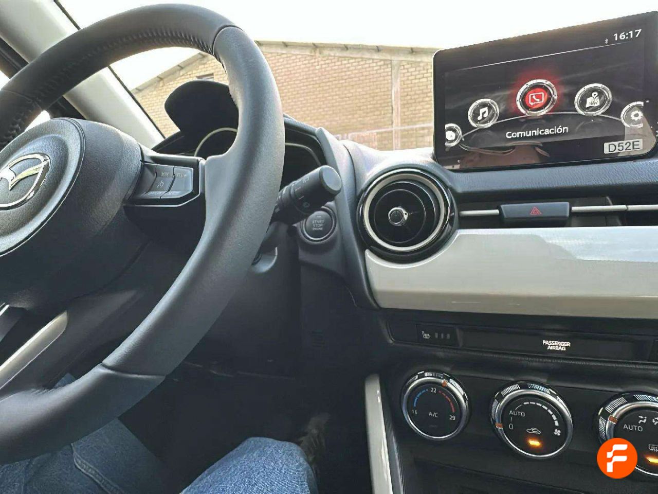 Foto Mazda Mazda2 12
