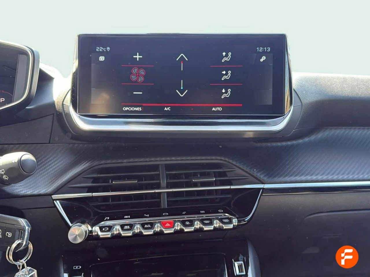Foto Peugeot 2008 11