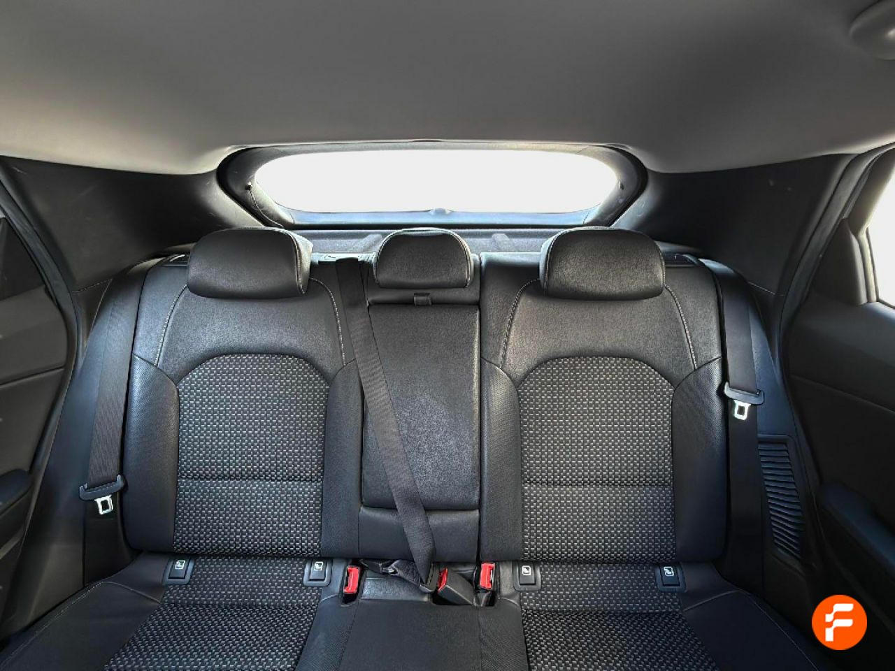 Foto Kia XCeed 17