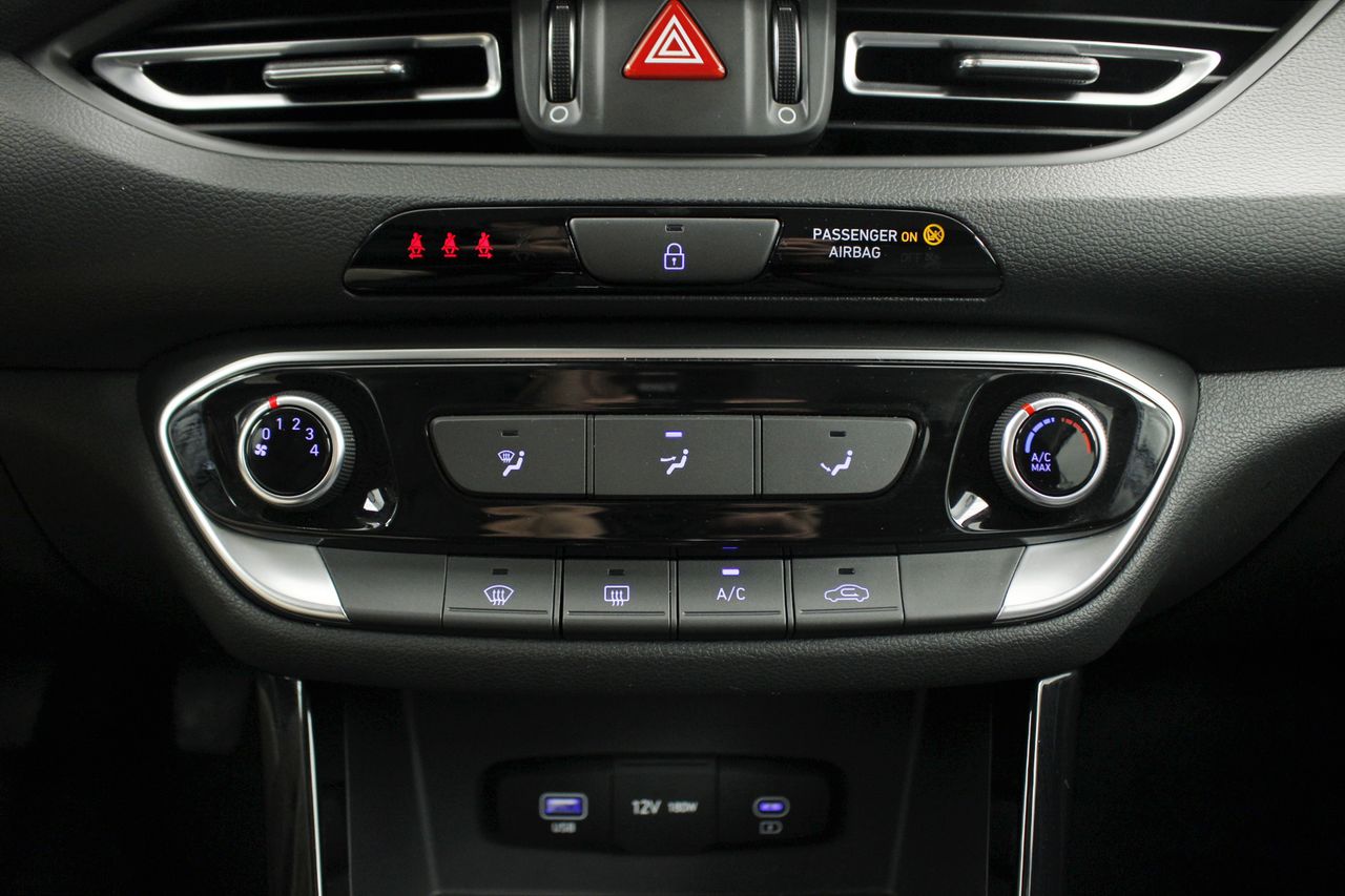 Foto Hyundai i30 11