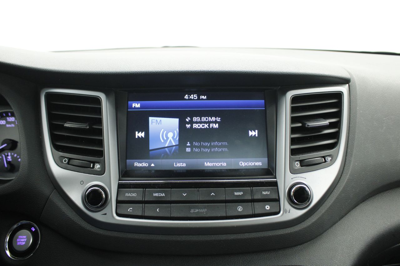 Foto Hyundai Tucson 12