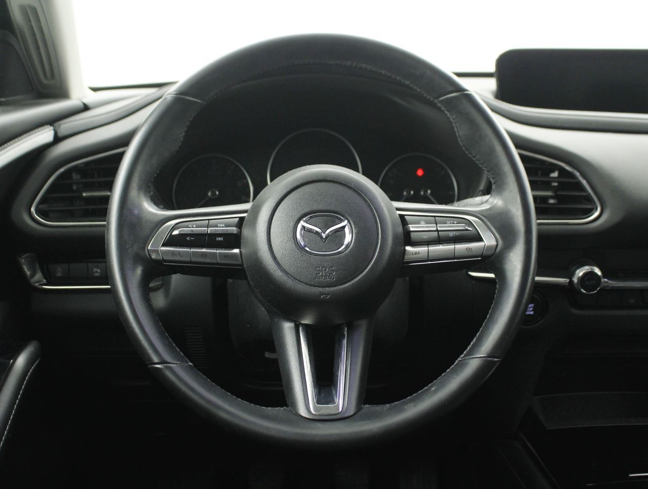 Foto Mazda CX-30 13