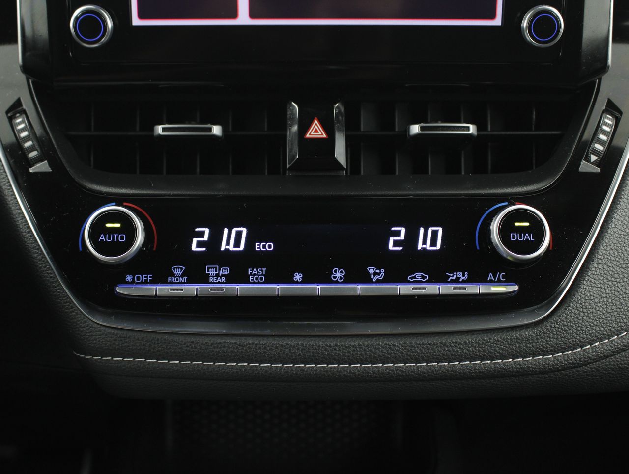 Foto Toyota Corolla 11