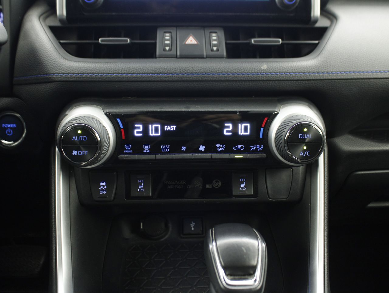 Foto Toyota Rav4 11