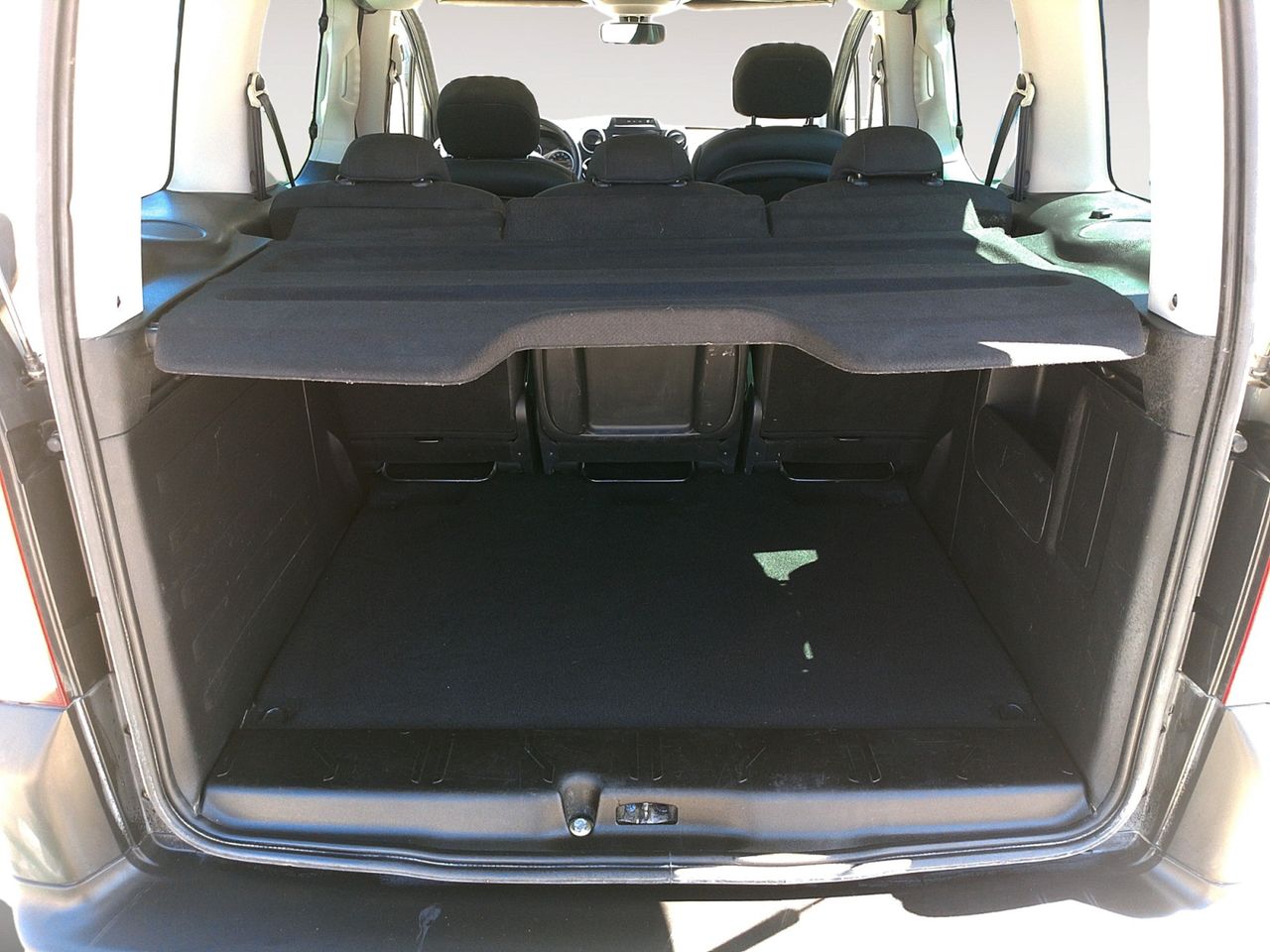 Foto Peugeot Partner 11