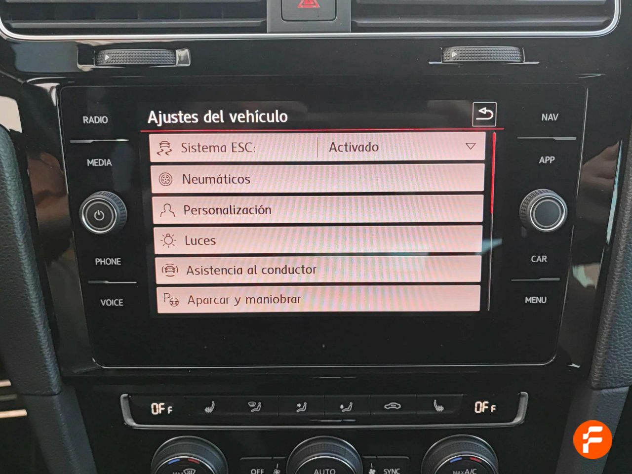 Foto Volkswagen Golf 25