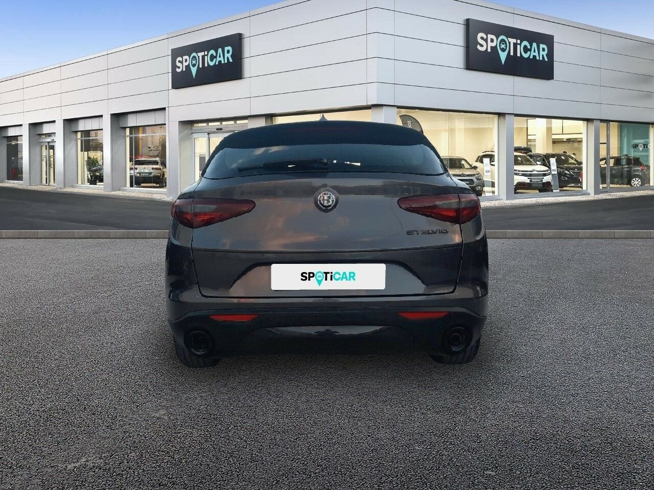 Foto Alfa Romeo Stelvio 5