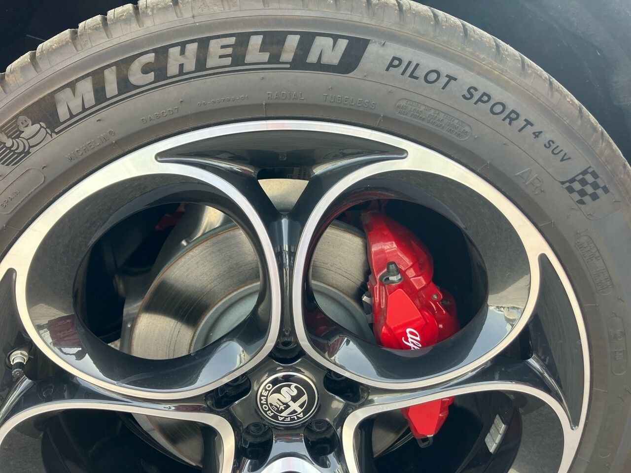 Foto Alfa Romeo Stelvio 18