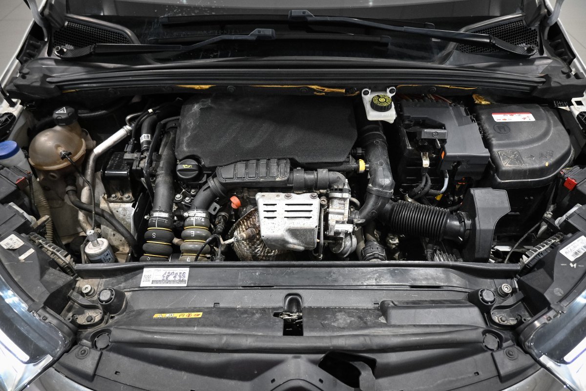 Foto DS Automobiles DS 4 7 Foto DS Automobiles DS 4 7