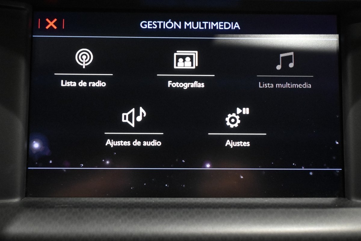 Foto DS Automobiles DS 4 16 Foto DS Automobiles DS 4 16