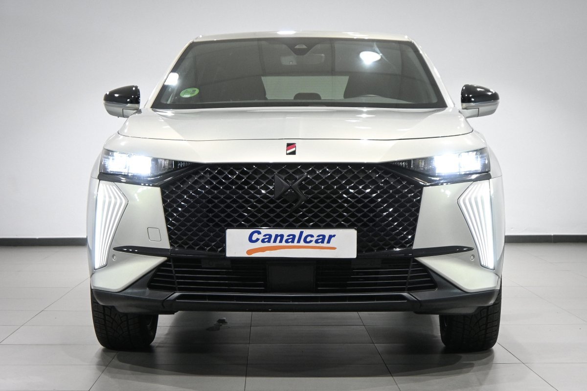 Foto DS Automobiles DS 7 Crossback 2 Foto DS Automobiles DS 7 Crossback 2