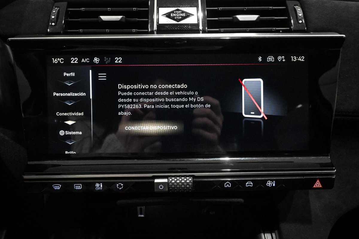 Foto DS Automobiles DS 7 Crossback 21 Foto DS Automobiles DS 7 Crossback 21