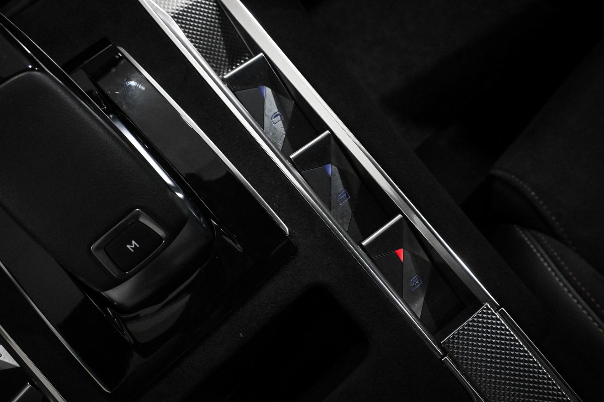 Foto DS Automobiles DS 7 Crossback 28 Foto DS Automobiles DS 7 Crossback 28