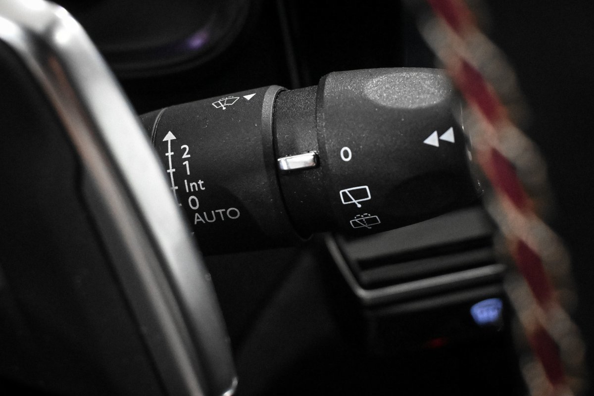 Foto DS Automobiles DS 7 Crossback 32 Foto DS Automobiles DS 7 Crossback 32