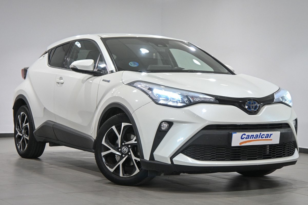 Foto Toyota C-HR 3 Foto Toyota C-HR 3