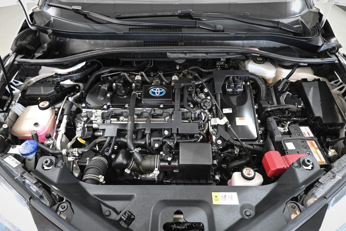 Foto Toyota C-HR 7 Foto Toyota C-HR 7