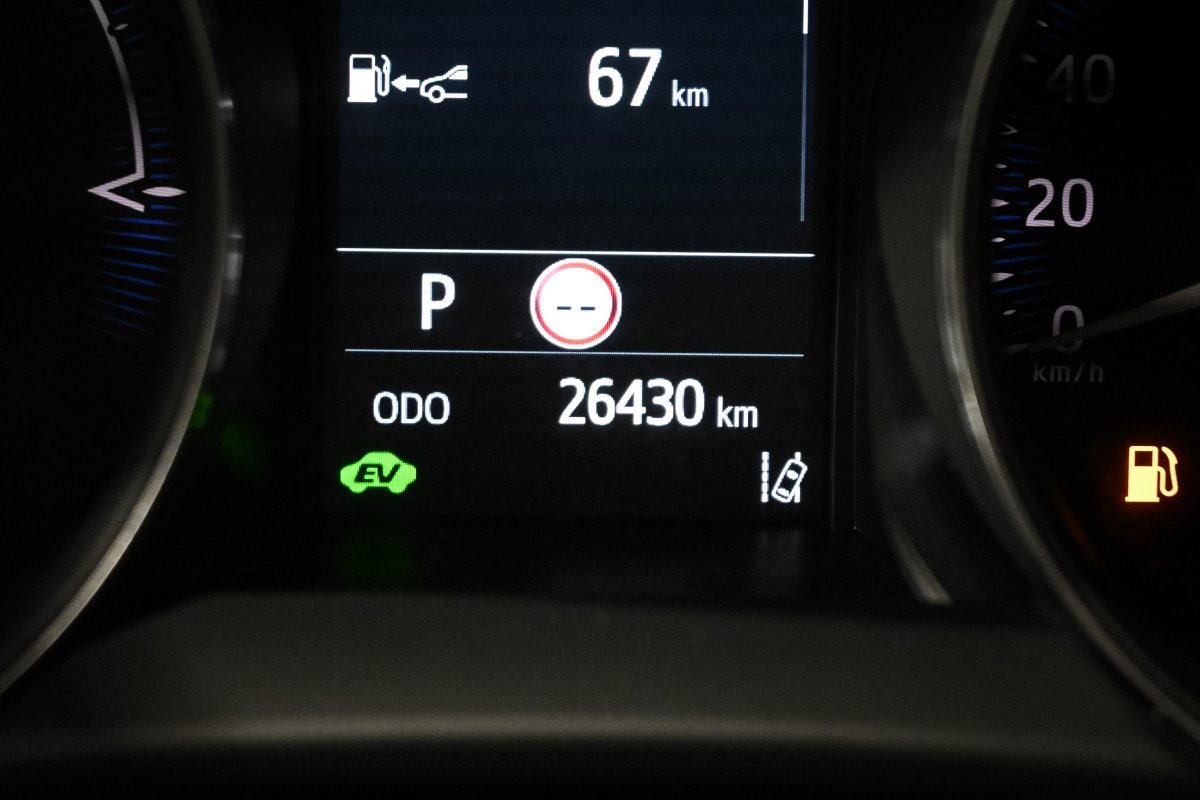 Foto Toyota C-HR 12 Foto Toyota C-HR 12