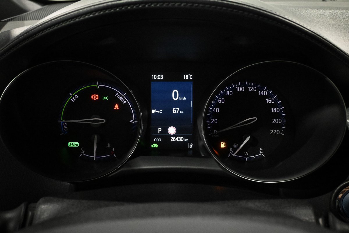 Foto Toyota C-HR 13 Foto Toyota C-HR 13