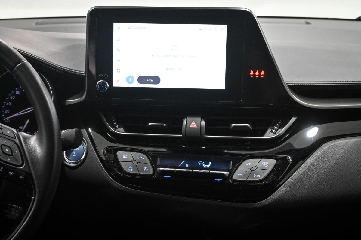 Foto Toyota C-HR 14 Foto Toyota C-HR 14