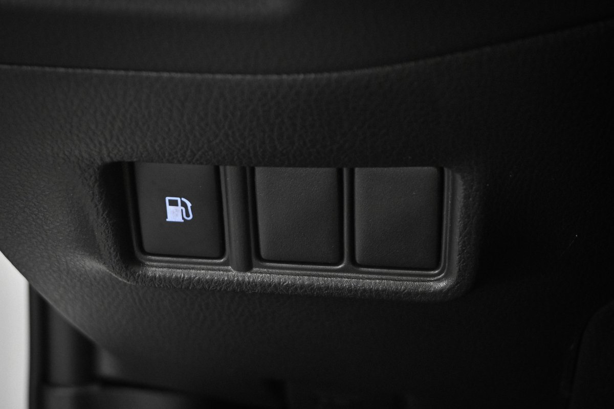 Foto Toyota C-HR 27 Foto Toyota C-HR 27