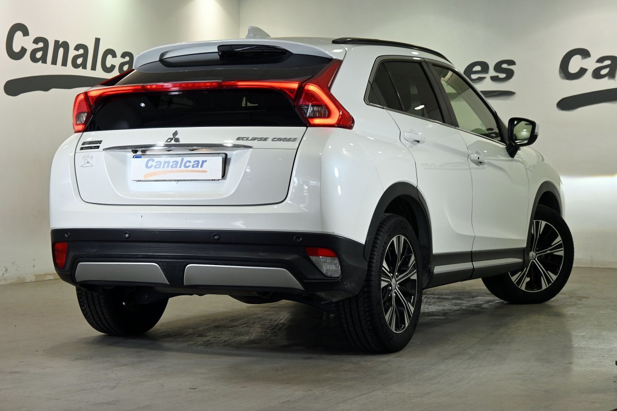 Foto Mitsubishi Eclipse Cross 4 Foto Mitsubishi Eclipse Cross 4