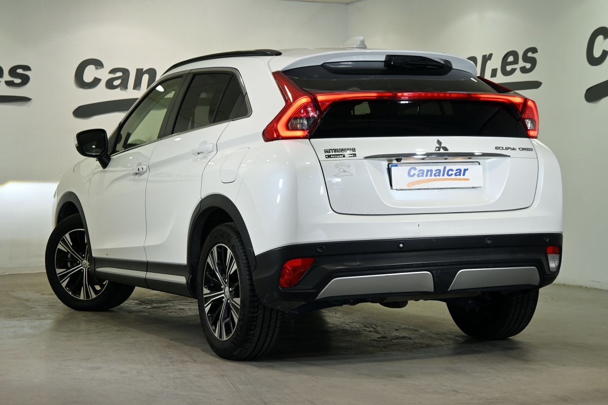 Foto Mitsubishi Eclipse Cross 6 Foto Mitsubishi Eclipse Cross 6